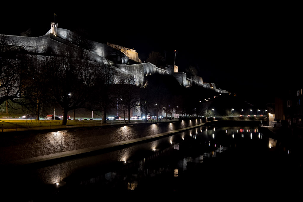 photos de la Citadelle de Namur éclairée depuis le pont réalisée par Valérie Decock de l'atelier VADE