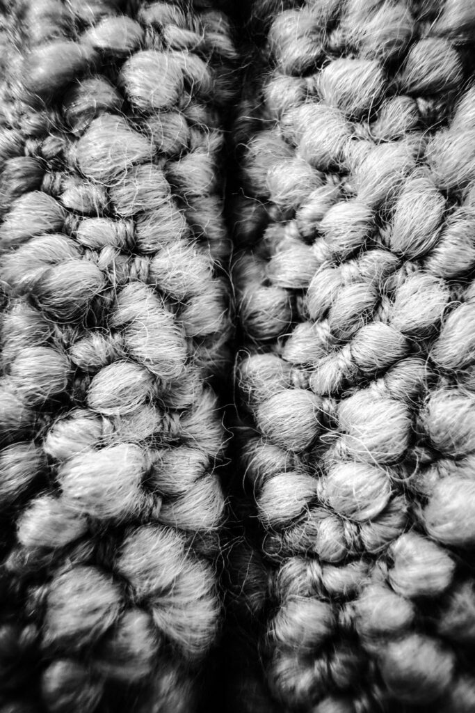 ²DEGRÉ  Exposition photo à Namur Valérie Decock - photo tapis grosses boucles - noir et blanc